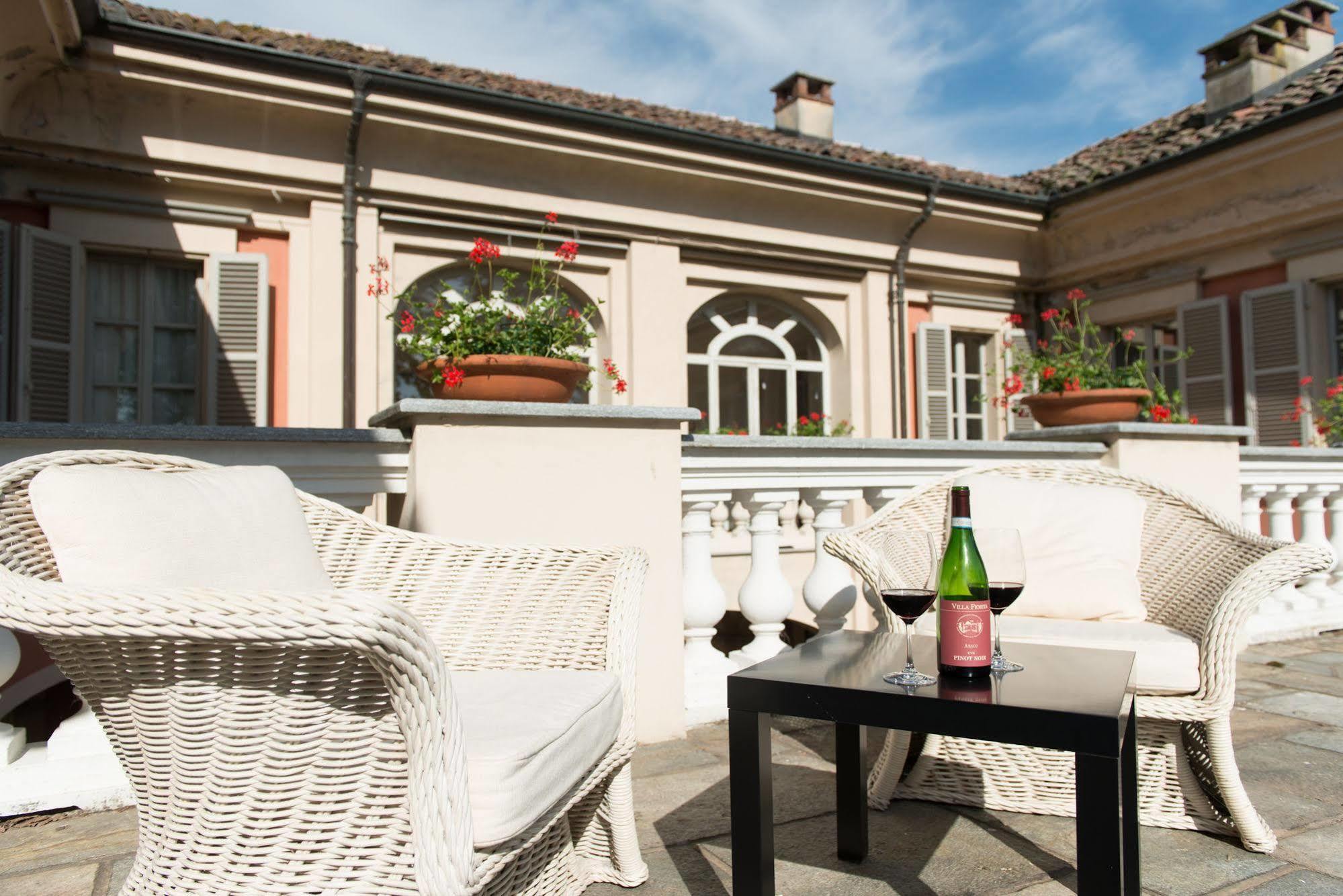 Fiorita Apartment *