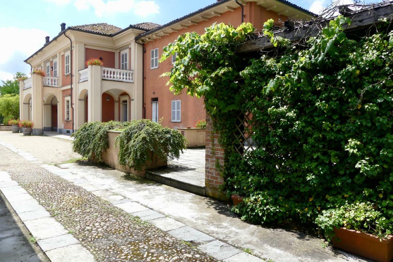 Fiorita Castello di Annone